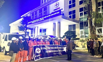 PC Quảng Trị: Nỗ lực khôi phục hệ thống điện do mưa lũ gây ra