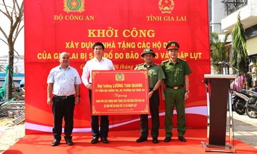 Bộ Công an xây nhà, hỗ trợ 50 tấn hàng cho dân vùng bão lũ Gia Lai