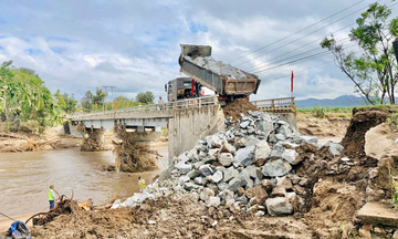 Gia Lai: Bão lũ tàn phá hạ tầng, thiệt hại hơn 800 tỷ đồng