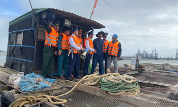 Cảnh sát biển phối hợp các lực lượng chức năng phòng, chống bão số 15