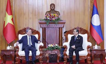 Việt Nam luôn ủng hộ sự nghiệp đổi mới xây dựng đất nước Lào