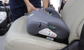 Sửa đổi quy định về thiết bị an toàn cho trẻ em dưới 10 tuổi trên ô tô