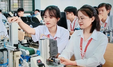 Nâng chuẩn nhân lực công nghiệp hỗ trợ tạo cơ hội chuyển dịch chuỗi cung ứng