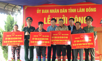 Lâm Đồng khởi động Chiến dịch Quang Trung, xây 4 nhà tặng người dân xã D’Ran