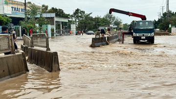 Lâm Đồng: Mưa lũ dâng cao, di dời khẩn cấp nhiều hộ dân