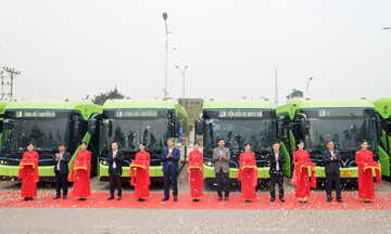 Hà Nội: Hơn 100 xe buýt điện được đưa vào vận hành từ tháng 12
