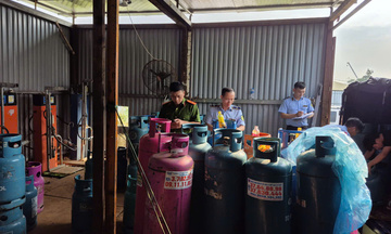 Hà Nội đẩy mạnh kiểm tra, xử lý vi phạm thị trường cuối năm