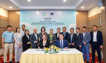 Doanh nghiệp Việt tại Lào thúc đẩy hợp tác phát triển giao thông xanh