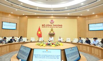 Bộ Công Thương tổ chức họp tiếp thu giải trình Nghị quyết về phát triển năng lượng