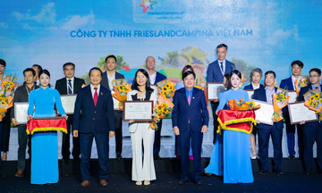 Sứ mệnh “Nuôi dưỡng thế hệ tương lai Việt Nam” đưa FrieslandCampina Việt Nam vào Top CSI 2025