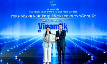 Vinamilk giữ vững vị thế dẫn đầu ESG với danh hiệu 'Ngôi sao CSI 2025'