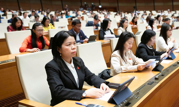 Quốc hội thông qua Luật Hàng không dân dụng Việt Nam (sửa đổi)