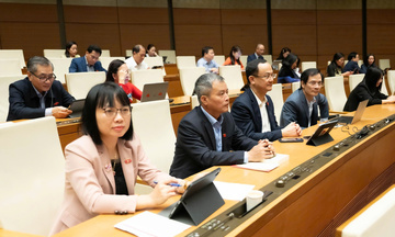 Thông qua Luật sửa đổi, bổ sung một số điều của Luật Địa chất và khoáng sản