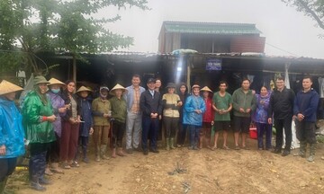 Hỗ trợ sinh kế hợp tác xã tại miền Trung sau bão lũ