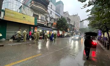 Chùm ảnh: Hà Nội đồng loạt ra quân giành lại vỉa hè