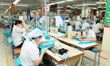 Tự chứng nhận xuất xứ hàng hóa: ‘Đòn bẩy’ cho doanh nghiệp xuất khẩu