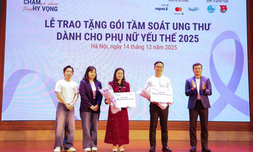 Chạm sẻ chia, mở lối hy vọng cho phụ nữ yếu thế