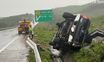 Kiến nghị khắc phục bất cập hạ tầng trên cao tốc Cam Lộ - La Sơn