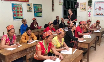 Xóa mù chữ vùng cao Nghệ An: Nền móng cho phát triển bền vững