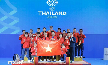 'Mưa vàng' giúp Việt Nam rút ngắn khoảng cách với Indonesia tại SEA Games 33