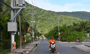 Điện lưới quốc gia: Cú hích cho Côn Đảo phát triển xanh, bền vững