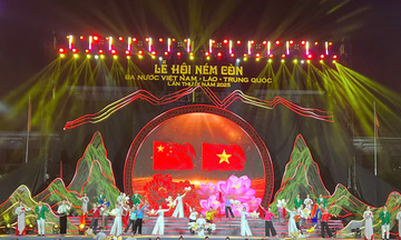 Bế mạc Lễ hội Ném còn ba nước Việt Nam – Lào – Trung Quốc 