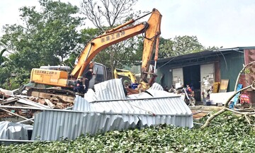 Hà Nội: Cưỡng chế thu hồi đất dự án Cụm công nghiệp làng nghề Hữu Bằng