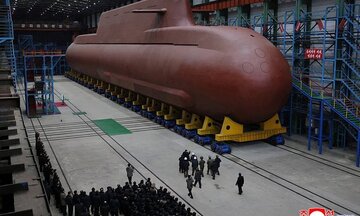 Triều Tiên giới thiệu tàu ngầm hạt nhân nội địa đầu tiên