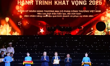 Đảng uỷ VietinBank được vinh danh điển hình học và làm theo Bác