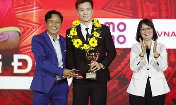 Hoàng Đức, Bích Thùy giành Quả bóng vàng Việt Nam 2025
