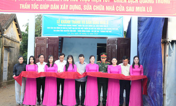Thành phố Huế: Bàn giao nhà ở ‘Chiến dịch Quang Trung’ cho người dân