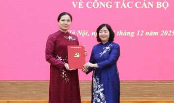 Bà Hà Thị Nga giữ chức Phó Bí thư Thường trực Đảng ủy Mặt trận Tổ quốc