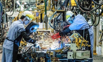 Infographic | 11 tháng, thương mại Việt Nam-Trung Quốc lập kỷ lục 