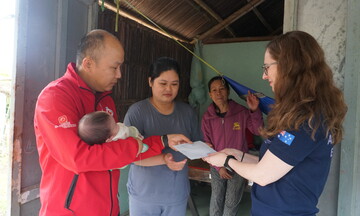 Hỗ trợ người dân Đà Nẵng khắc phục hậu quả bão lũ, chuẩn bị đón Tết