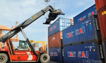 Xuất nhập khẩu năm 2026 đối diện thách thức gì?