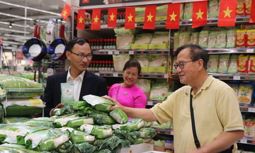 Làm gì để hàng Việt 'đứng vững' trong chuỗi phân phối quốc tế? 