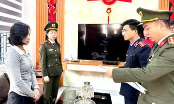 Hà Tĩnh: Bắt Giám đốc Trung tâm Huấn luyện và thi đấu thể dục thể thao