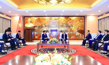 Hà Nội sẵn sàng tạo mọi điều kiện cho Samsung hoạt động hiệu quả