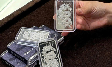 Giá bạc hôm nay 18/1/2026: Bạc sụt giảm