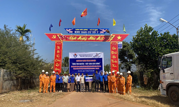 Tuổi trẻ Điện lực Gia Lai thắp sáng đường biên, hướng về Đại hội XIV