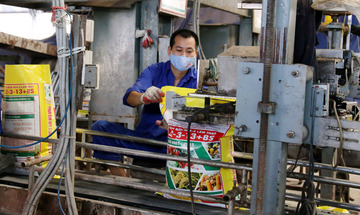 Siết điều kiện sản xuất, kinh doanh và nhập khẩu hóa chất