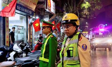 Công an Hà Nội tuần tra xuyên đêm đảm bảo an ninh Đại hội XIV của Đảng