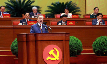 Toàn văn Báo cáo của Ban Chấp hành T.Ư Đảng khóa XIII về các văn kiện trình Đại hội XIV