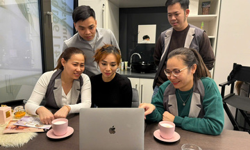 Kiều bào Việt Nam ở nước ngoài hướng về Đại hội Đảng quê hương