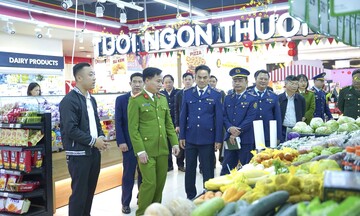 Ban Chỉ đạo 389 Nghệ An kiểm tra phòng, chống buôn lậu dịp Tết