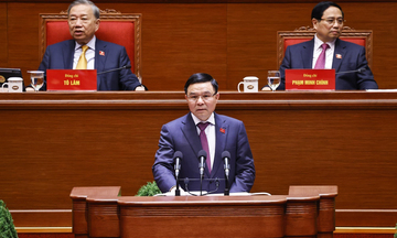 Quyền Bộ trưởng  Lê Mạnh Hùng tham luận về phát triển công nghiệp, thương mại Việt Nam tại Đại hội XIV của Đảng