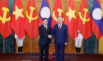 Bổ sung nội hàm 'gắn kết chiến lược' để quan hệ Việt - Lào phát triển bền vững