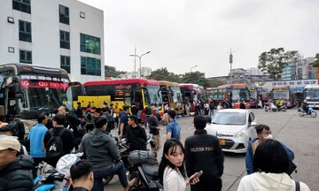 Hà Nội tăng cường gần 2.500 xe khách phục vụ người dân dịp Tết