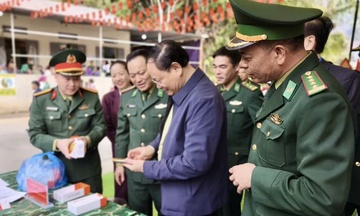 Lai Châu: Tết sớm ở Nà Vàng với 'Xuân Biên phòng ấm lòng dân bản'