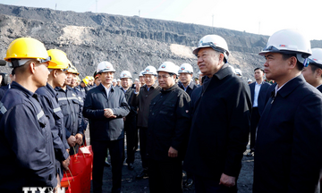 Nâng cao đời sống công nhân ngành than phải gắn chặt với nâng cao năng suất